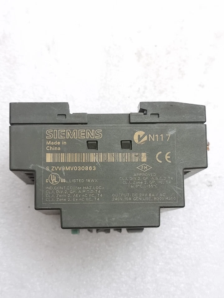 USED SIEMENS 6ED1052-1MD00-0BA5 LOGO PLC MODULE 12/24RC 12/24VDC (MINOR DAMAGED)
